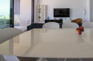 Fotografie z fotogalerie ubytování Luxury 4-bed with sea-views v destinaci Protaras + 37 fotografií