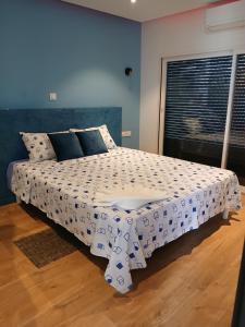 Postel nebo postele na pokoji v ubytování Casa Cantinho d`ouro