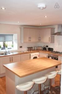 Η κουζίνα ή μικρή κουζίνα στο 103 Whalley Road Ramsbottom