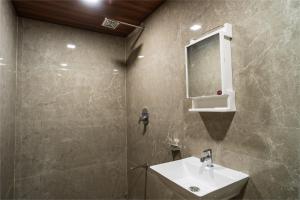 Fotografie z fotogalerie ubytování RajGaurav Lodging v destinaci Kolhápur + 20 fotografií
