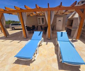 Fotografie z fotogalerie ubytování Villa Sun with pool v destinaci Paljuv