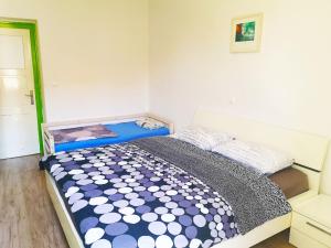 Postel nebo postele na pokoji v ubytování Chillax Rooms