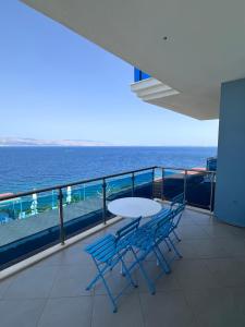 Ein allgemeiner Meerblick oder ein Meerblick von des Hotels aus