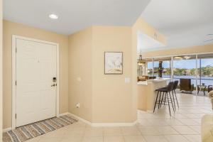 Gambar di galeri bagi Crown Colony #101-16146 Mt, Abbey Way-15% off through Sept, 24' condo di Fort Myers
