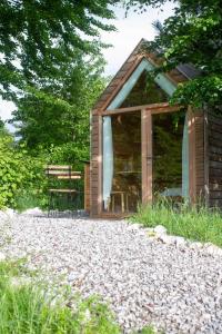Foto sihtkohas Ajdovščina asuva majutusasutuse Hiška-Glamping galeriist