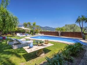 The swimming pool at or close to Villa La Font by Interhome