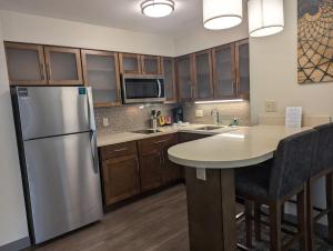 Kuchyň nebo kuchyňský kout v ubytování Staybridge Suites - Scottsdale - Talking Stick by IHG