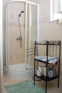 Kúpeľňa v ubytovaní Holiday Home Marie by Interhome