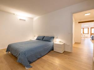 Ένα ή περισσότερα κρεβάτια σε δωμάτιο στο Apartment Casa Vale by Interhome