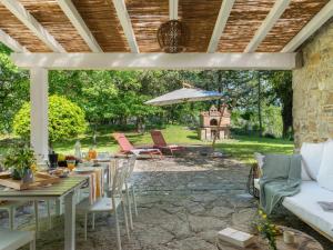 Κήπος έξω από το Holiday Home Olimpia by Interhome