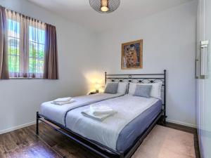 Postel nebo postele na pokoji v ubytování Villa Eda by Interhome