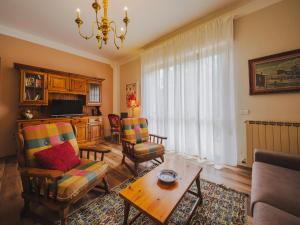 Posezení v ubytování Apartment Gerry House-2 by Interhome