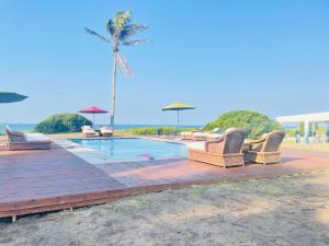 Ponta Mar Resort内部或周边的泳池