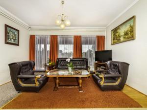Ruang duduk di Apartment Lisa by Interhome