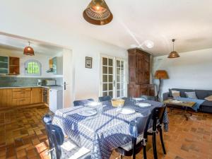 Dapur atau dapur kecil di Holiday Home Maison La Galine by Interhome