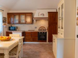 A kitchen or kitchenette at Villa Rimbaudo by Interhome
