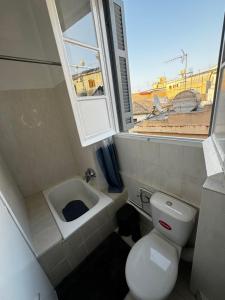 Koupelna v ubytování Gegekos Apartment + 17 fotografií