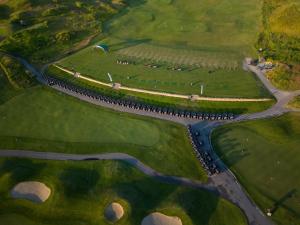 Golf v rezortu nebo okolí