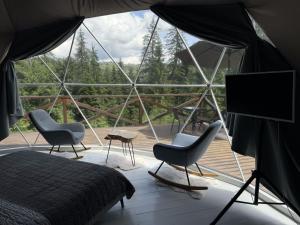 Posedenie v ubytovaní GM Eco Bubble
