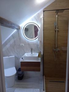 Foto dalla galleria di Casa Bobu Arieseni ad Arieşeni