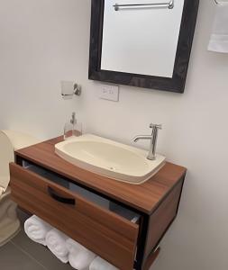 Ένα μπάνιο στο 417 Apto con vista panorámica de cgna +28 φωτογραφίες