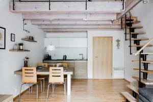 Kuchyň nebo kuchyňský kout v ubytování PavLove Apartment