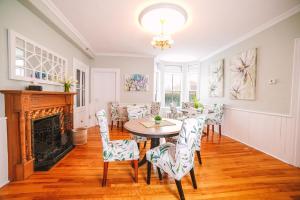 Posezení v ubytování Gillespie House Inn