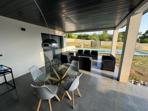 Gallery image of Magnifique villa proche ruoms vallon pont darc in Grospierres