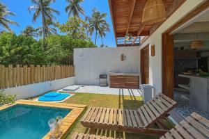 Bazén v ubytování Casa Brise Seu Refúgio Tropical Nobile Stays nebo v jeho okolí