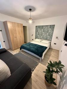 Postel nebo postele na pokoji v ubytování Apartments by the sea Trpanj, Peljesac - 16004 + 21 fotografií