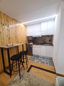 Η κουζίνα ή μικρή κουζίνα στο Apartamento - estudio OCARALLO29