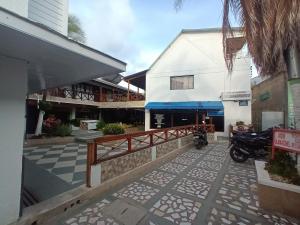 Το κτήριο όπου στεγάζεται  το δωμάτιο σε οικογενειακή κατοικία