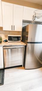 Gambar di galeri bagi Humble Boho in a Rising Area di Edmonton