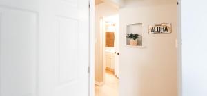 Gambar di galeri bagi Humble Boho in a Rising Area di Edmonton