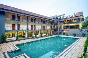 Bassein majutusasutuses Fern Tree Resort või selle lähedal