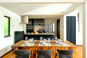 Posezení v ubytování 葉山 Syla Hotel Zushi-Hayama Pool Villa