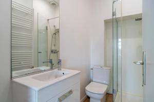 Koupelna v ubytování Le Savenn - Appt vue mer 4p à Bénodet