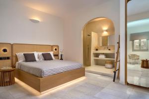 Posteľ alebo postele v izbe v ubytovaní Ios Palace Hotel & Spa