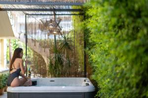 Vonkajšia záhrada v ubytovaní Linas Home - Kalamata Mediterranean Villas