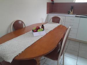 Kuchyň nebo kuchyňský kout v ubytování Murray Gardens Motel + 18 fotografií