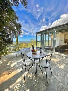 Balkón nebo terasa v ubytování Panorama-Ferien-Toscana Your cozy and fully equipped vacation home