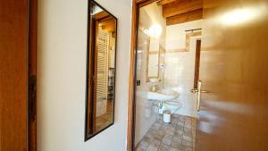 Koupelna v ubytování B&B Relax Rooms - Peschiera del Garda