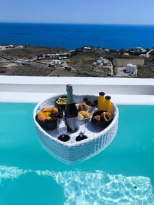 Pijača v nastanitvi Topos Exclusive Santorini
