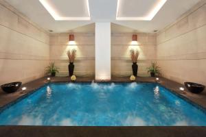 Bazén v ubytování The Magani Hotel and Spa nebo v jeho okolí