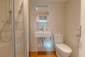Ένα μπάνιο στο Studio de Balme - Happy Rentals