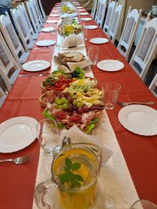 אוכל במקום אירוח B&B או בסביבה