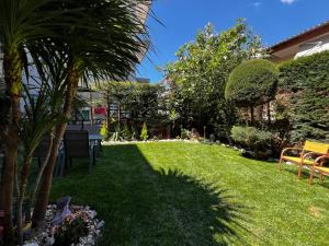Vonkajšia záhrada v ubytovaní Electra Garden House