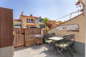 Balkón nebo terasa v ubytování Repaire Des Pirates Sainte Marie