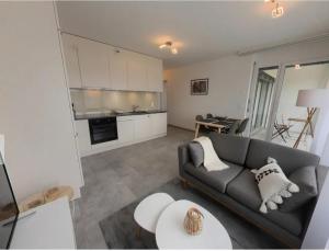 Gallery image of Modern 1 Bedroom Apartment with Balcony & Parking CFAlcea in Nyon
