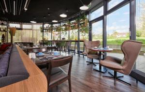MASEVEN Stuttgart SI Centrum ehem SI-SUITES的休息区